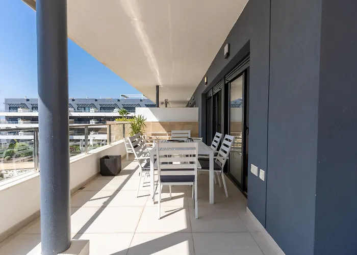 Flamenca Village Horizon Temporal